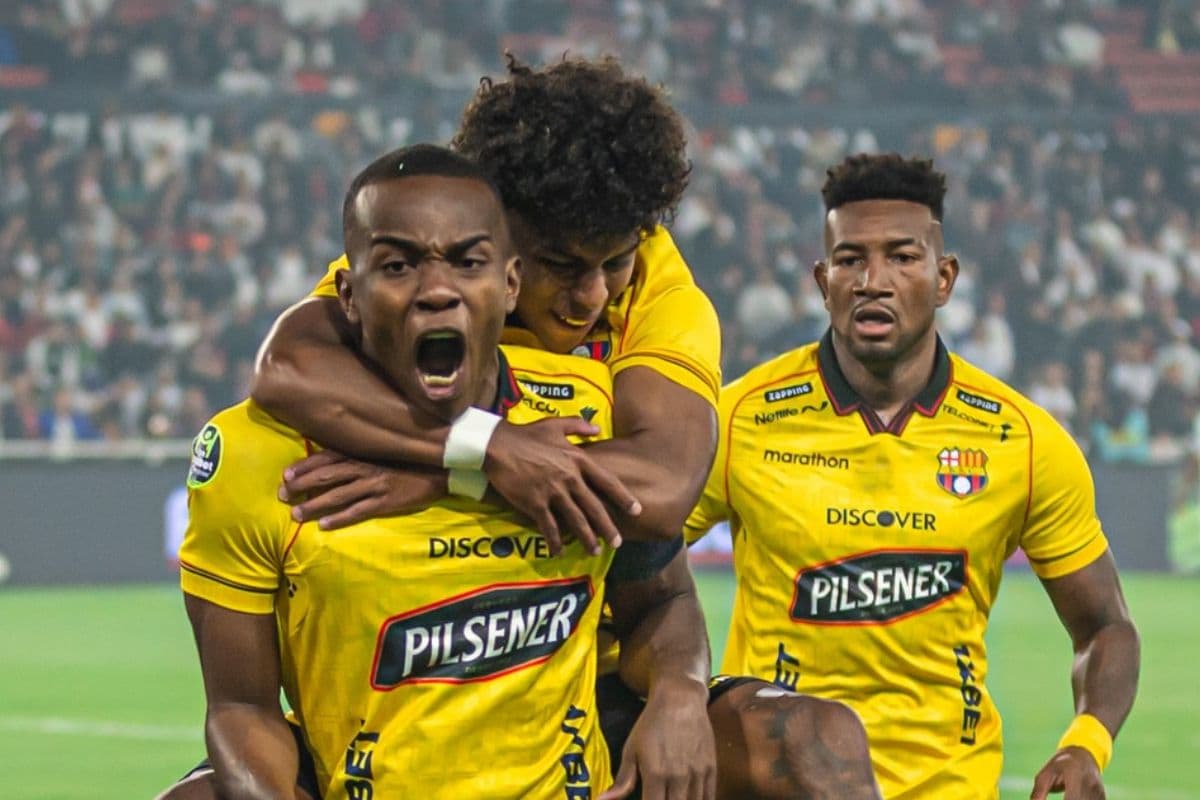 BARCELONA SC 14